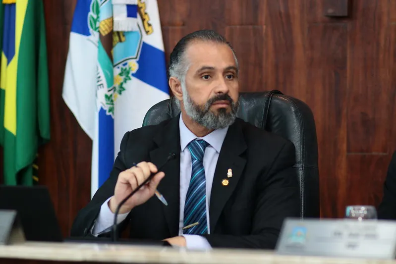 Luciano Girão defendeu o arquivamento de quatro denúncias contra Inspetor Alberto