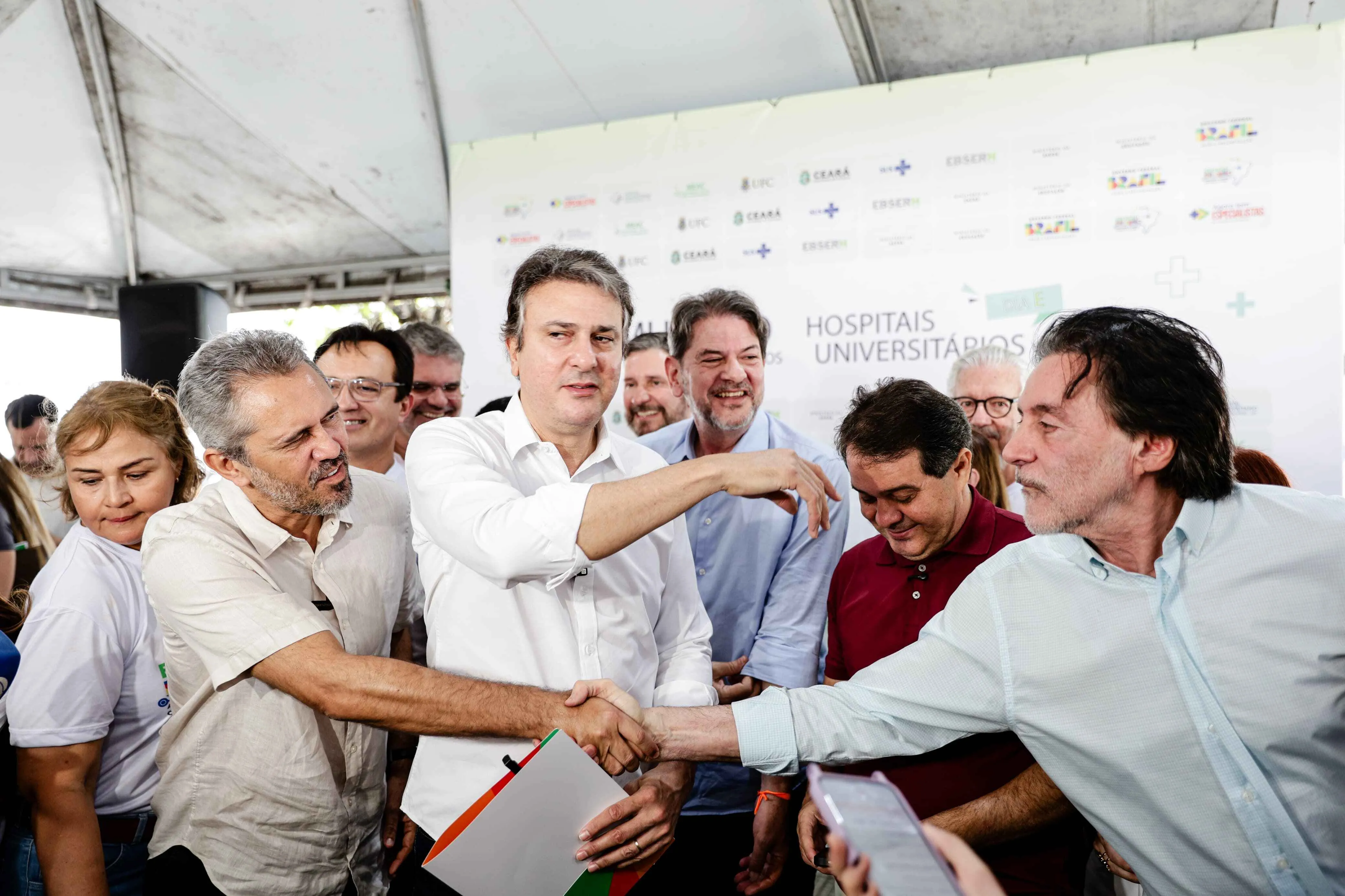 Eunício Oliveira disse que situação já foi conversada com líderes do PT Ceará