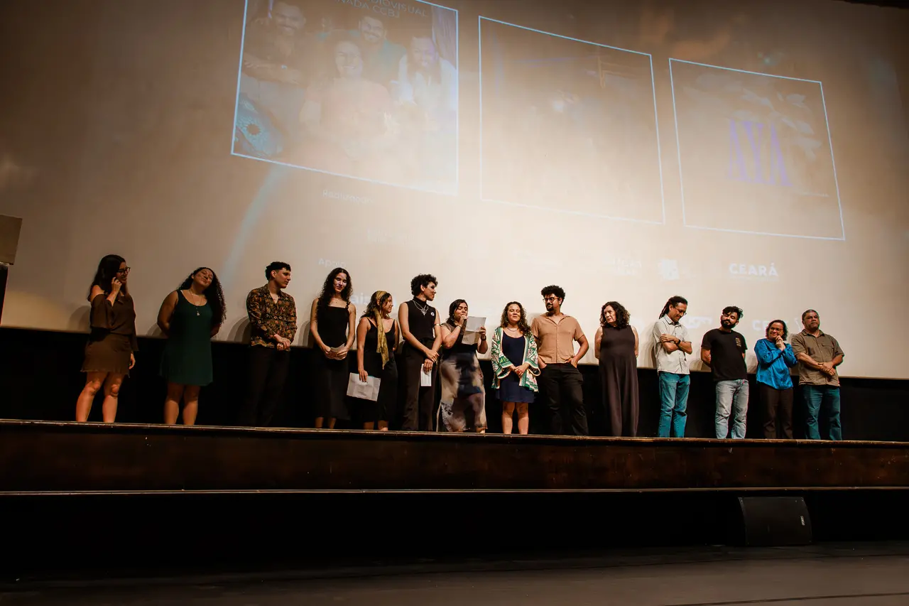 Obras realizadas pelas turmas contam com sessões de estreias em diferentes salas públicas e equipamentos do Estado; na foto, exibição dos curtas no Cineteatro São Luiz, em maio