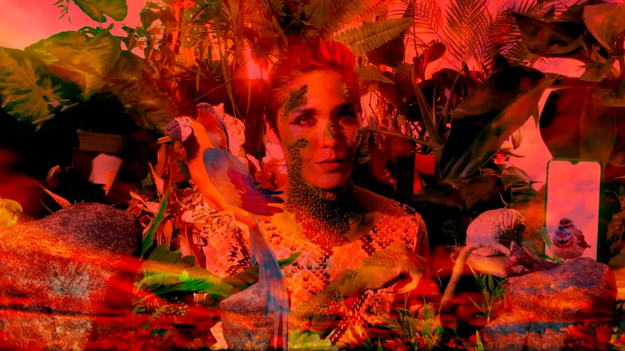 Frame do filme 'Celularrr', realizado por Darks Miranda durante a pandemia