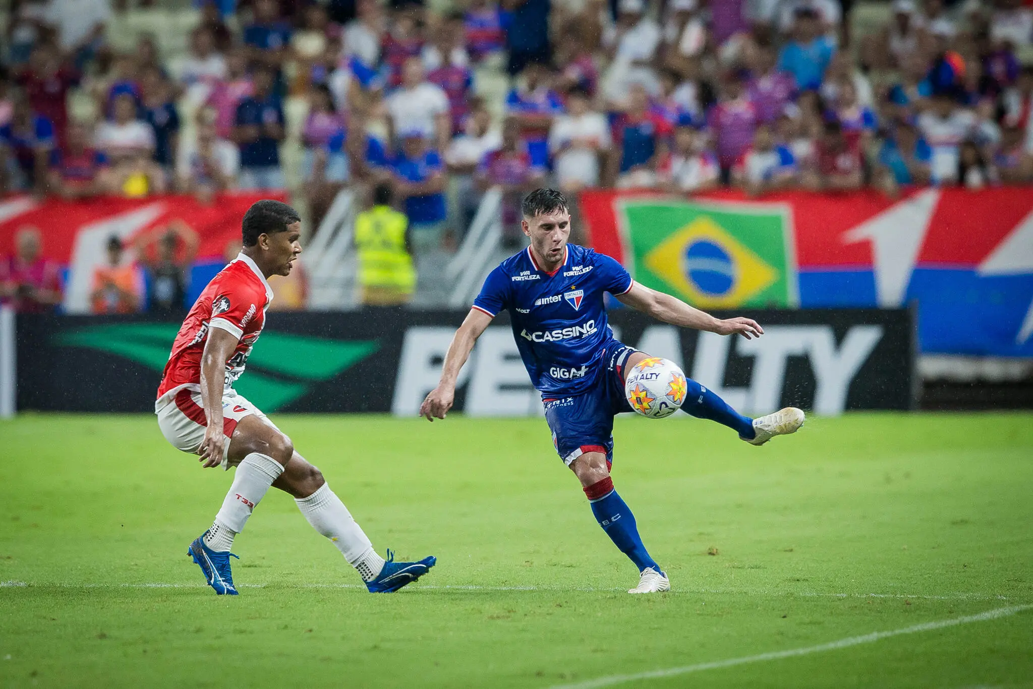 Foto de Martínez, que está suspenso e desfalca o Fortaleza contra o RB Bragantino