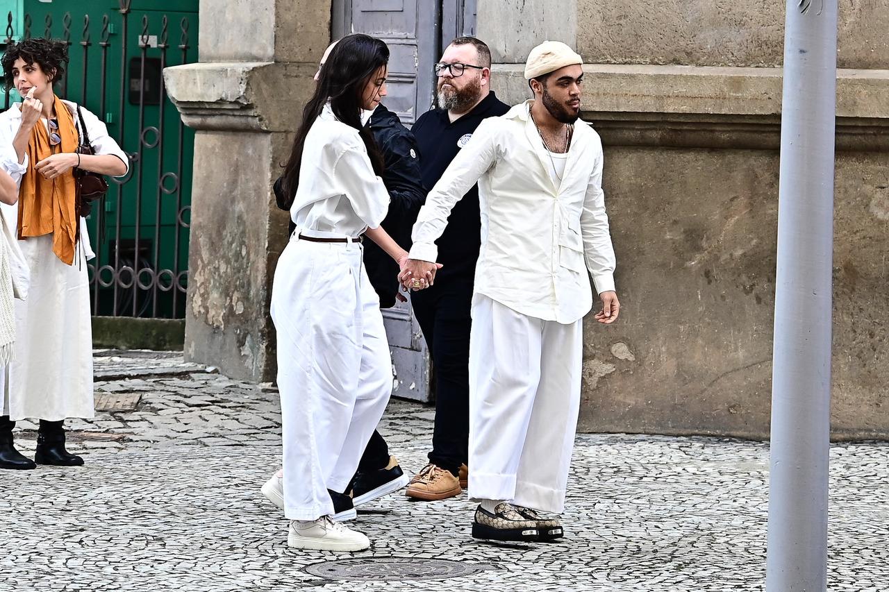 Alane Dias e Fran Gil no velório de Preta Gil