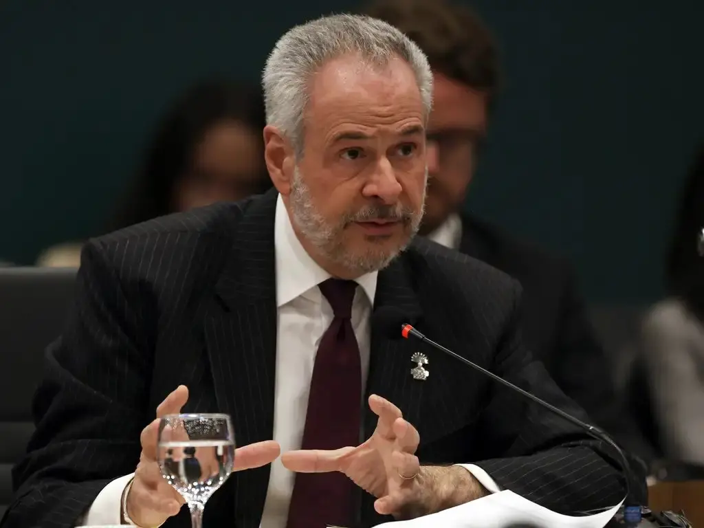 Embaixador André Corrêa do Lago, também presidente da COP30 em Belém, fala durante Reunião Ministerial de Energia do BRICS, no Palácio do Itamaraty