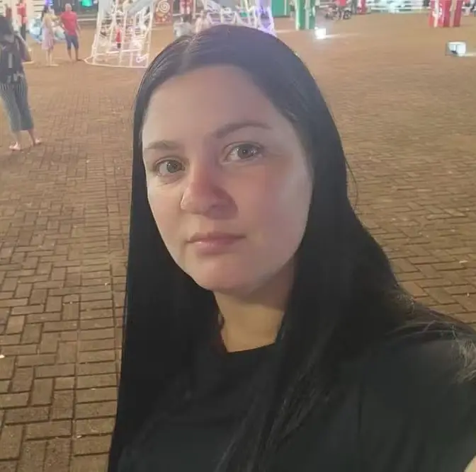 Foto de Jéssica, vítima da explosão em Quatro Barras