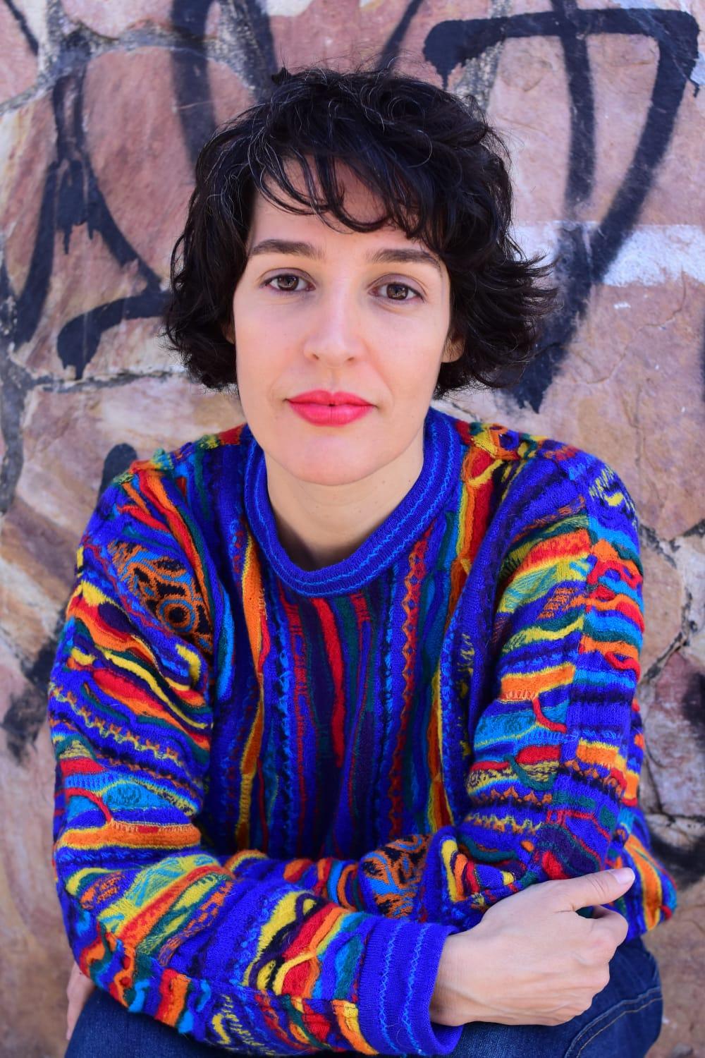 Flávia Péret mergulha em lembranças agridoces para retratar avó com Alzheimer no livro Coisas presentes demais