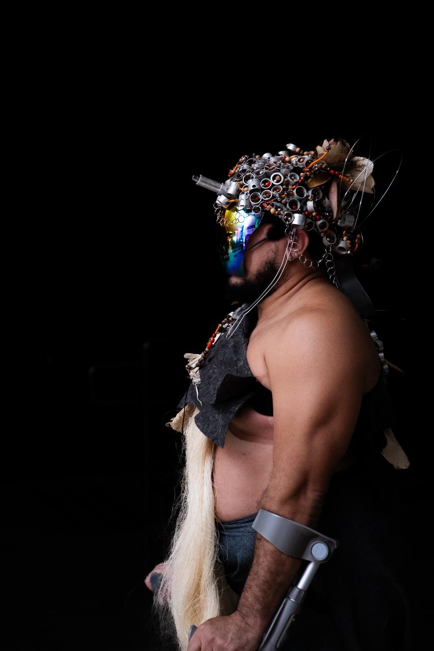 Artista João Paulo Lima oferta oficina e apresenta espetáculo Deffuturismo