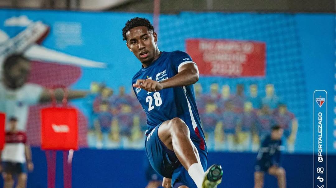 Ryan Guilherme em ação pelo Fortaleza