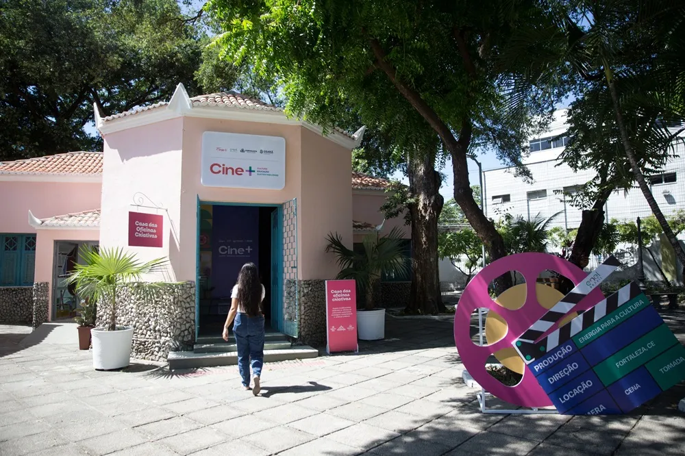 Espaço Cine+, criado em parceria com a Enel, tem capacidade para 50 pessoas e oferece programação voltada às crianças