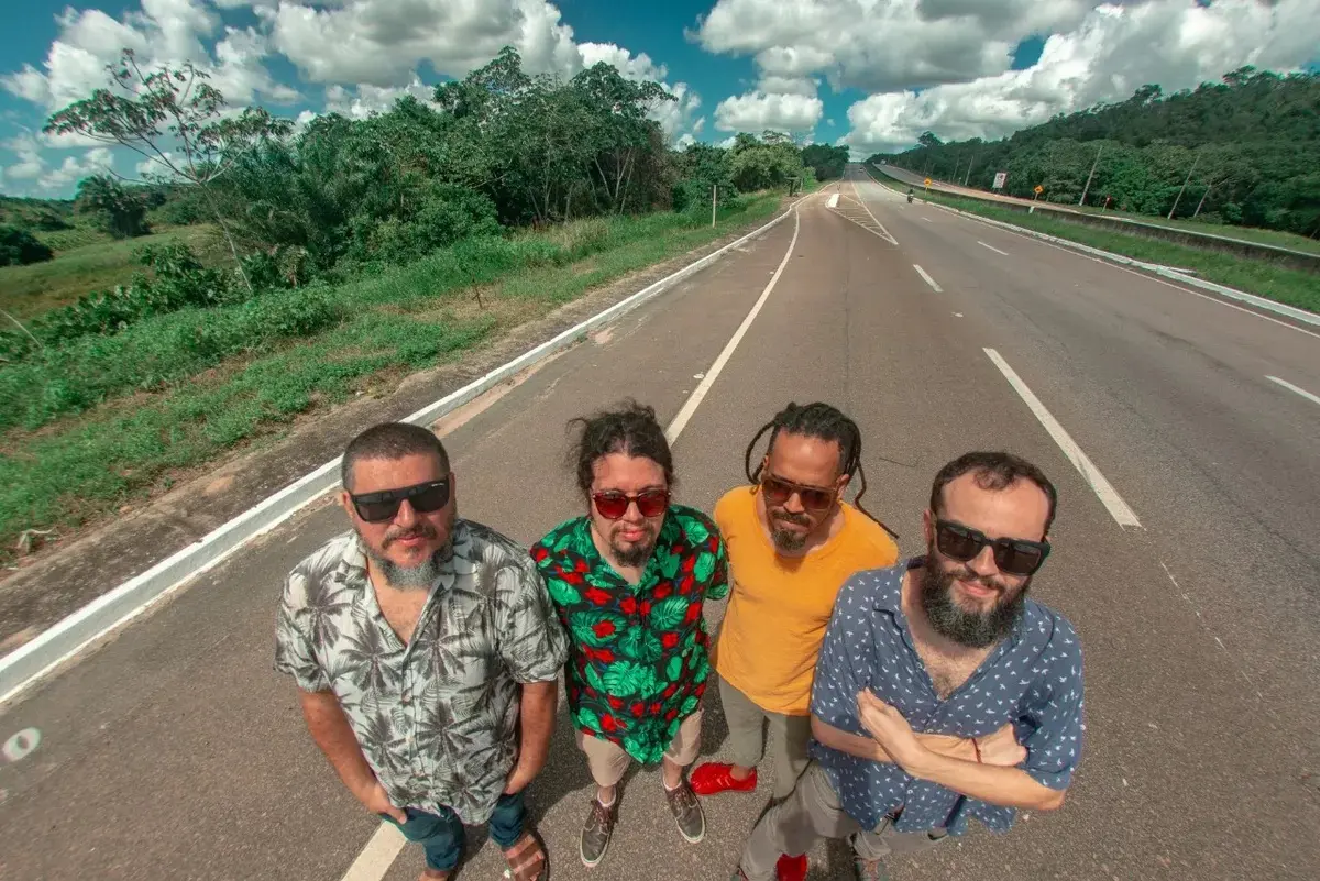 Anfiteatro do Dragão do Mar acolhe show da banda paraibana Seu Pereira e Coletivo 401