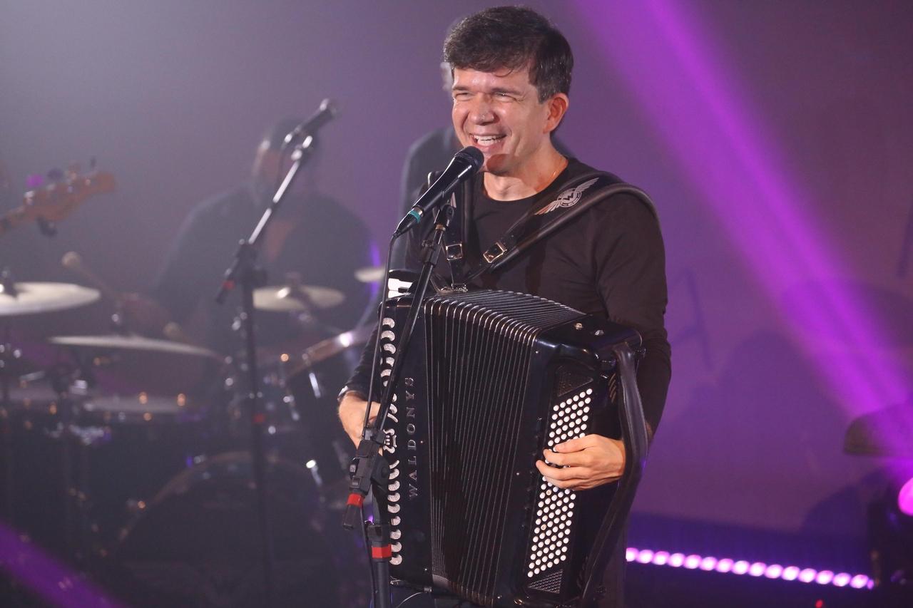 Causos, poesias e canções compõem o repertório de show celebrativo de Waldonys