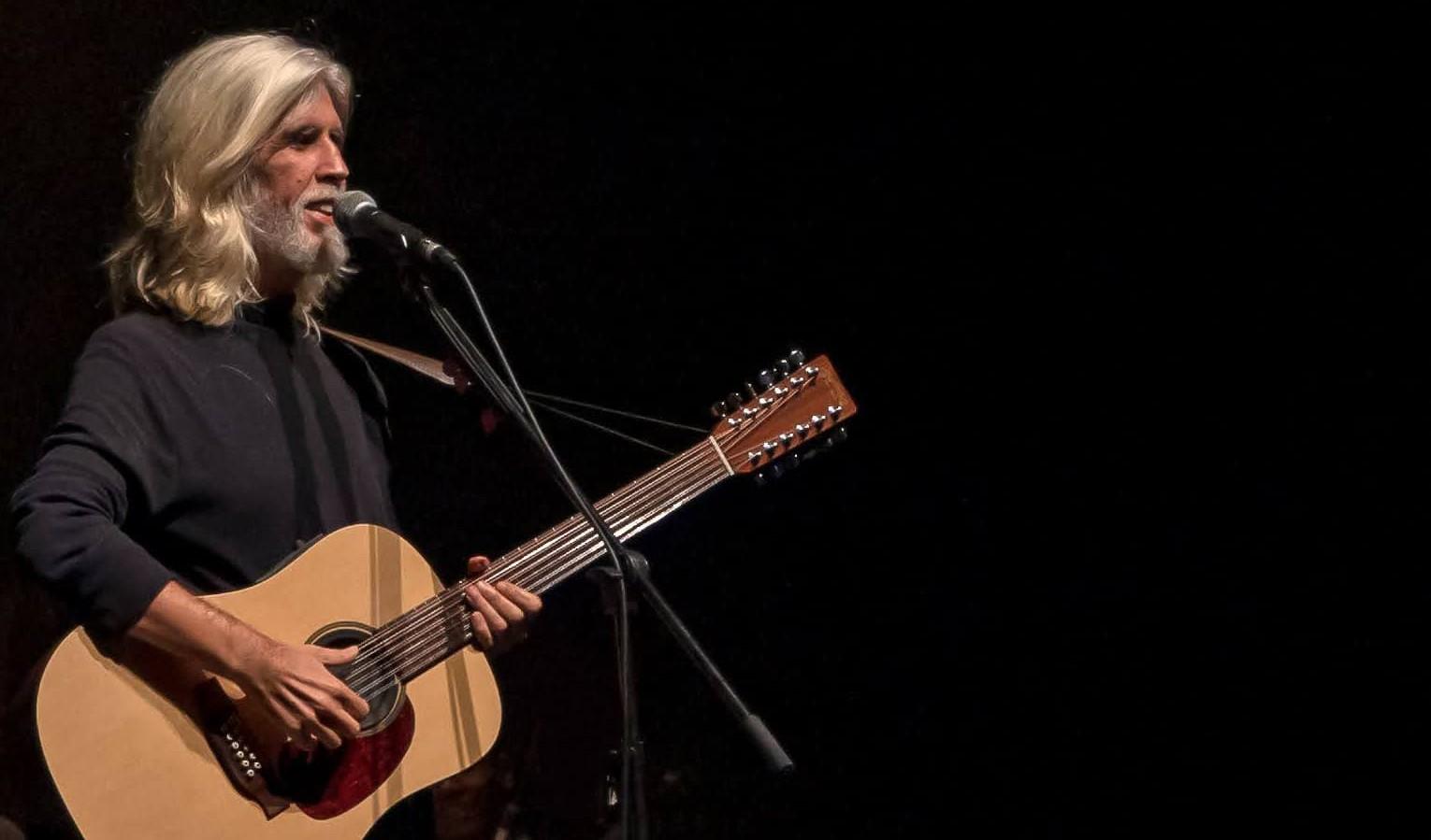 Oswaldo Montenegro realiza dois shows em Fortaleza no último fim de semana do mês