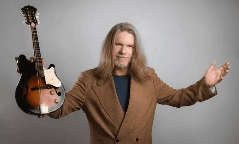 Humberto Gessinger celebra álbuns acústicos da banda Engenheiros do Hawaii em show especial que chega a Fortaleza