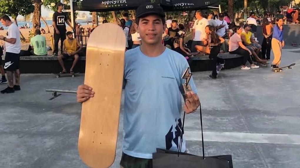 Imagem do skatista Marco Felipe Mendes de Sousa, conhecido como 'Felipe Maracajá', assassinado aos 15 anos, em um 'tribunal do crime', no dia 30 de junho deste ano