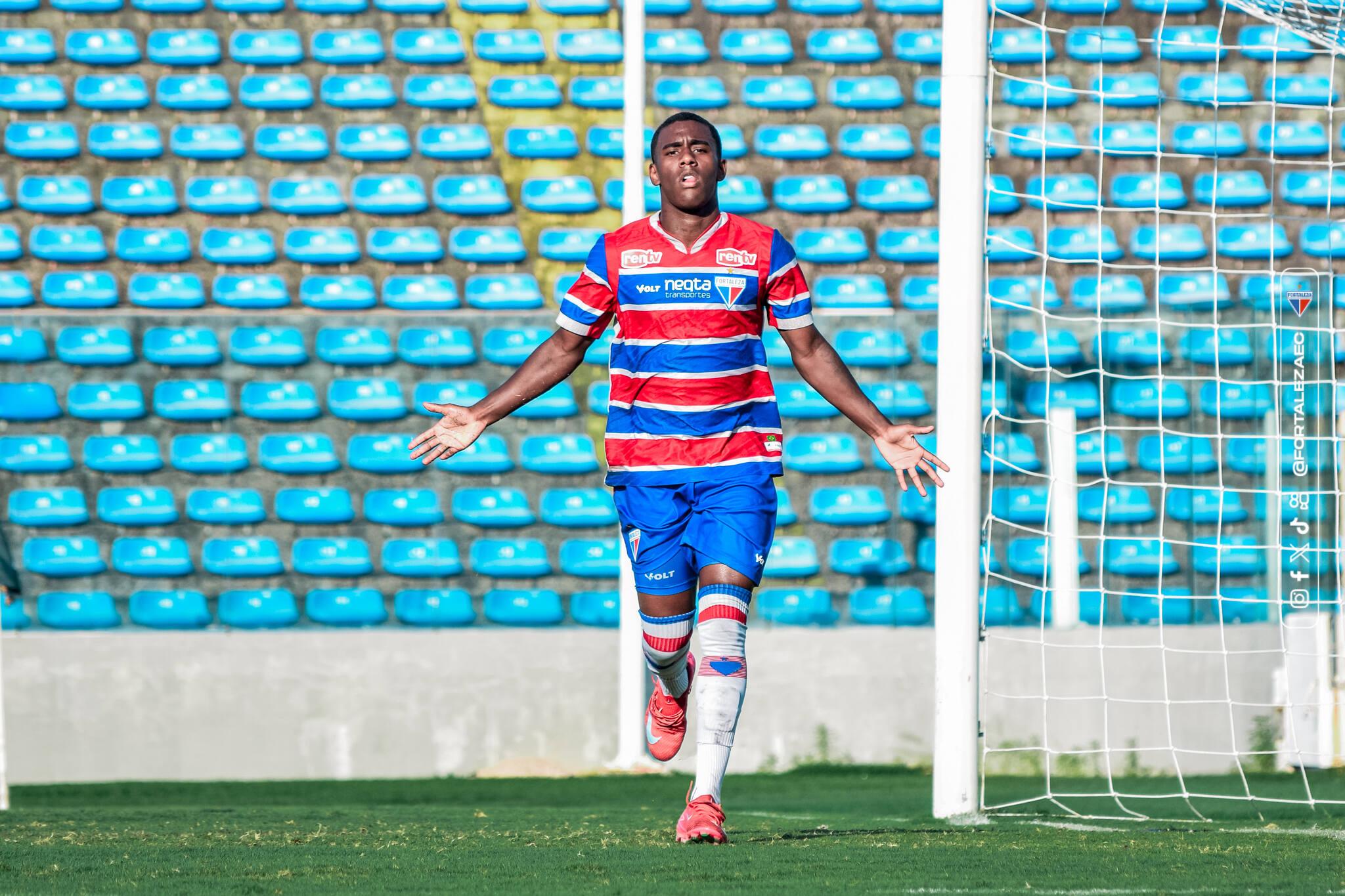 Foto de Fortaleza vence Ceará no Campeonato Cearense