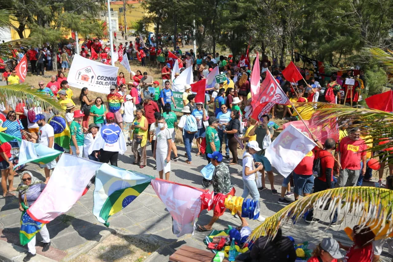 Grito dos Excluídos na Praia do Futuro, em Fortaleza