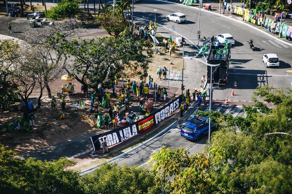 Faixa com críticas a Moraes e Lula em manifestação do 7 de Setembro