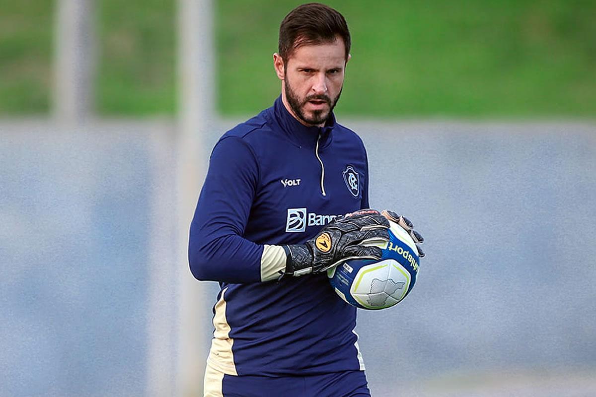 Marcelo Rangel em ação pelo Remo