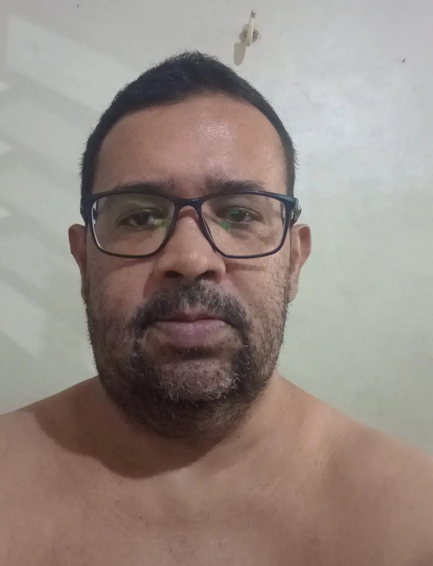 Neilton após cirurgia