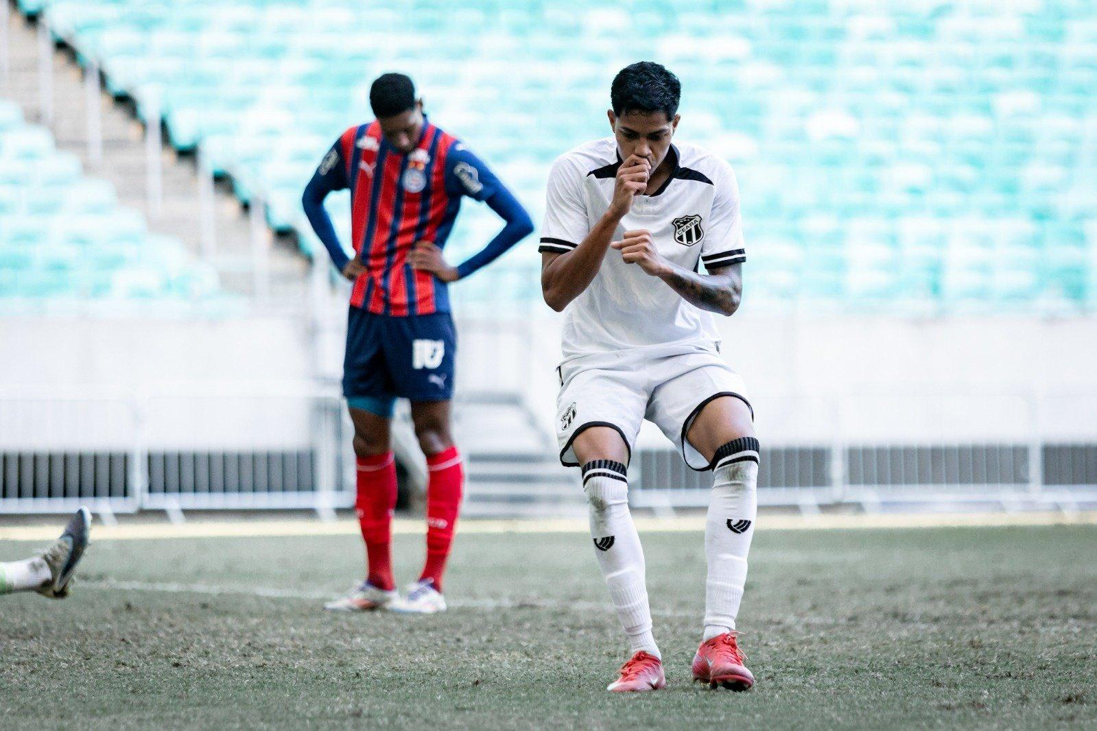 Giulio em ação pelo Ceará