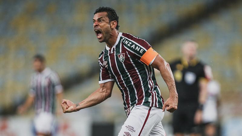 Fred em ação pelo Fluminense