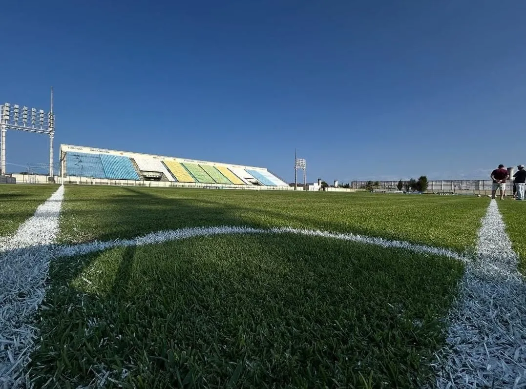 Estádio Domingão, em Horizonte, recebe os jogos do Floresta
