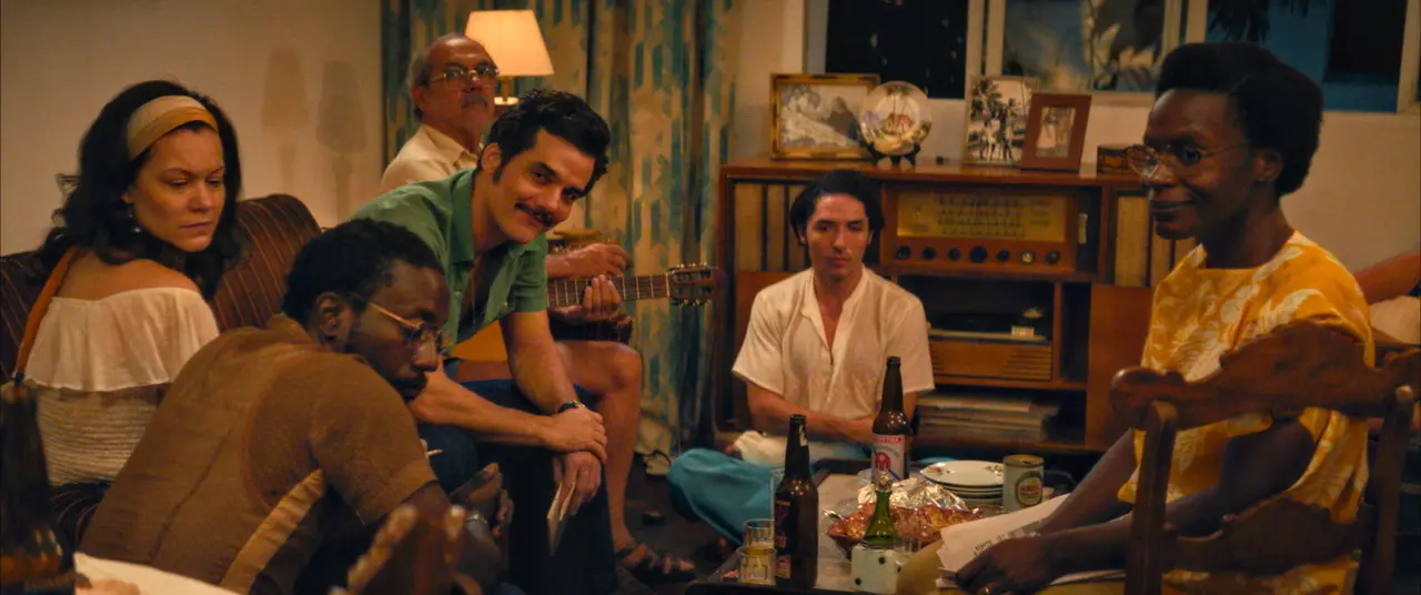 Imagem de divulgação de 'O Agente Secreto', de Kleber Mendonça Filho, com Wagner Moura