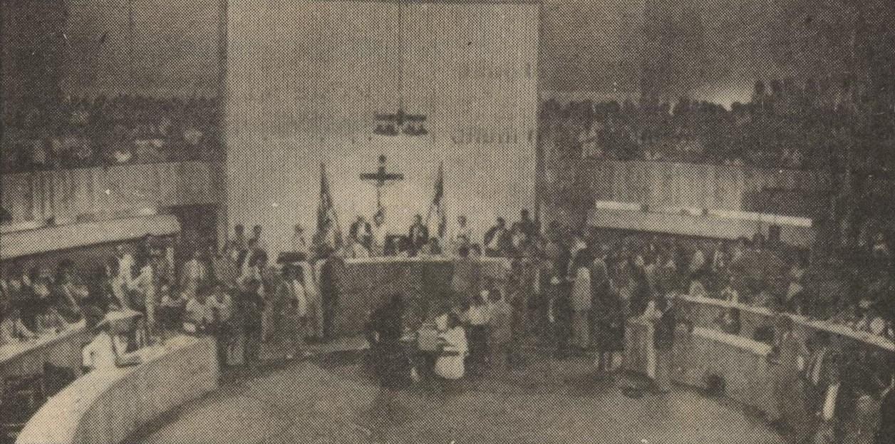 Foto mostra Plenário 13 de Maio durante a sessão que definiu o presidente da Assembleia Legislativa para o biênio 1985/1986