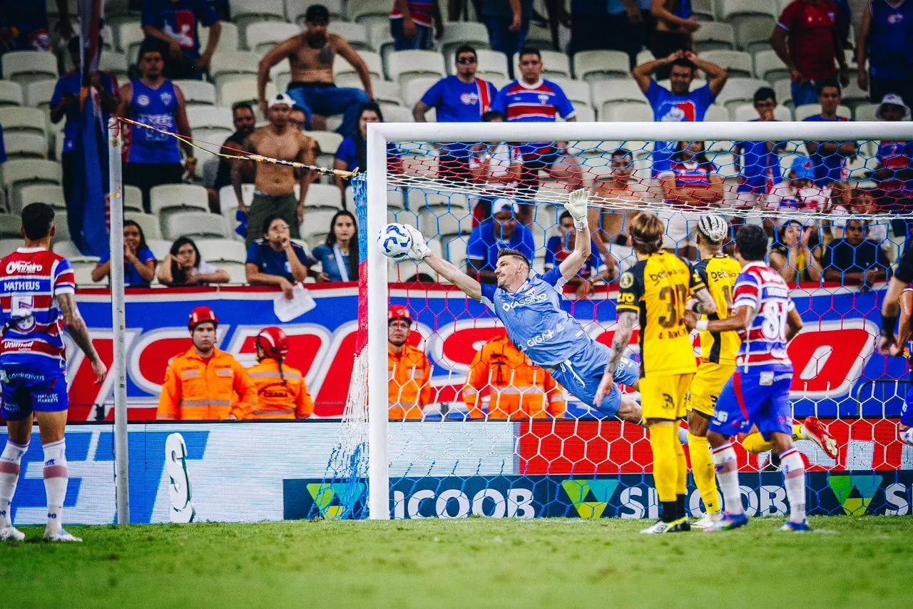 João Ricardo durante Fortaleza x Sport na Série A do Brasileirão