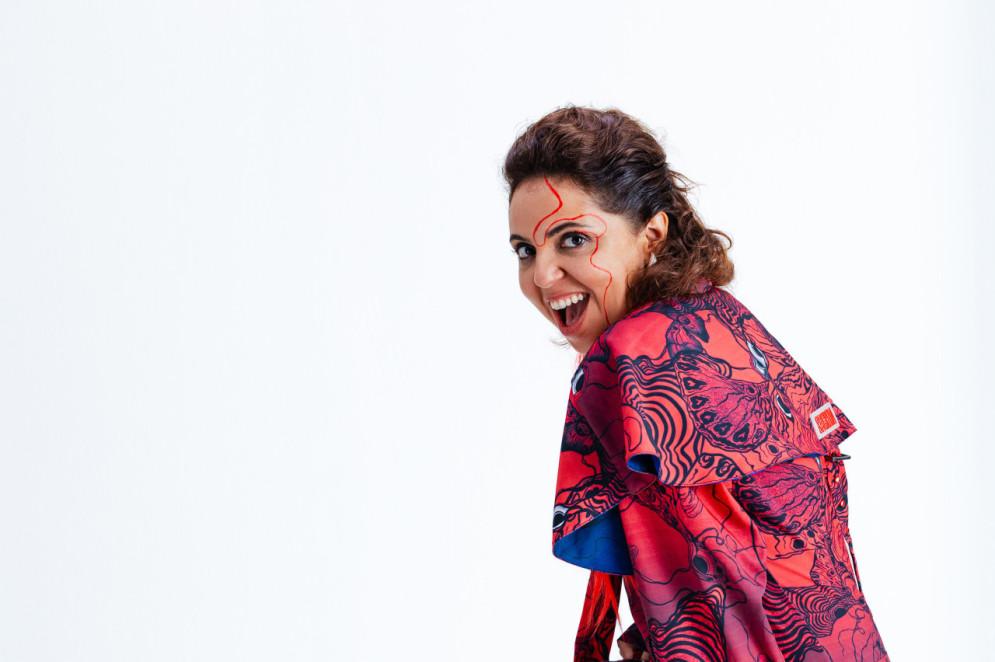 Cantora cearense lança novo EP 'EXPLOR (AR)' neste mês em show no Teatro Chico Anysio