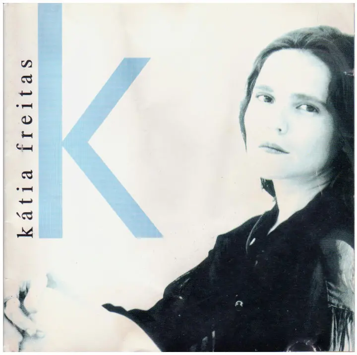 Capa do disco 'K', com design de Eduardo Odecio Almeida e fotografia de Gentil Barreira