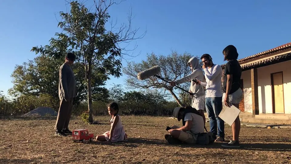 Escola de Cinema do Sertão oferece oficinas em roteiro, produção e direção para jovens da região do Sertão Central