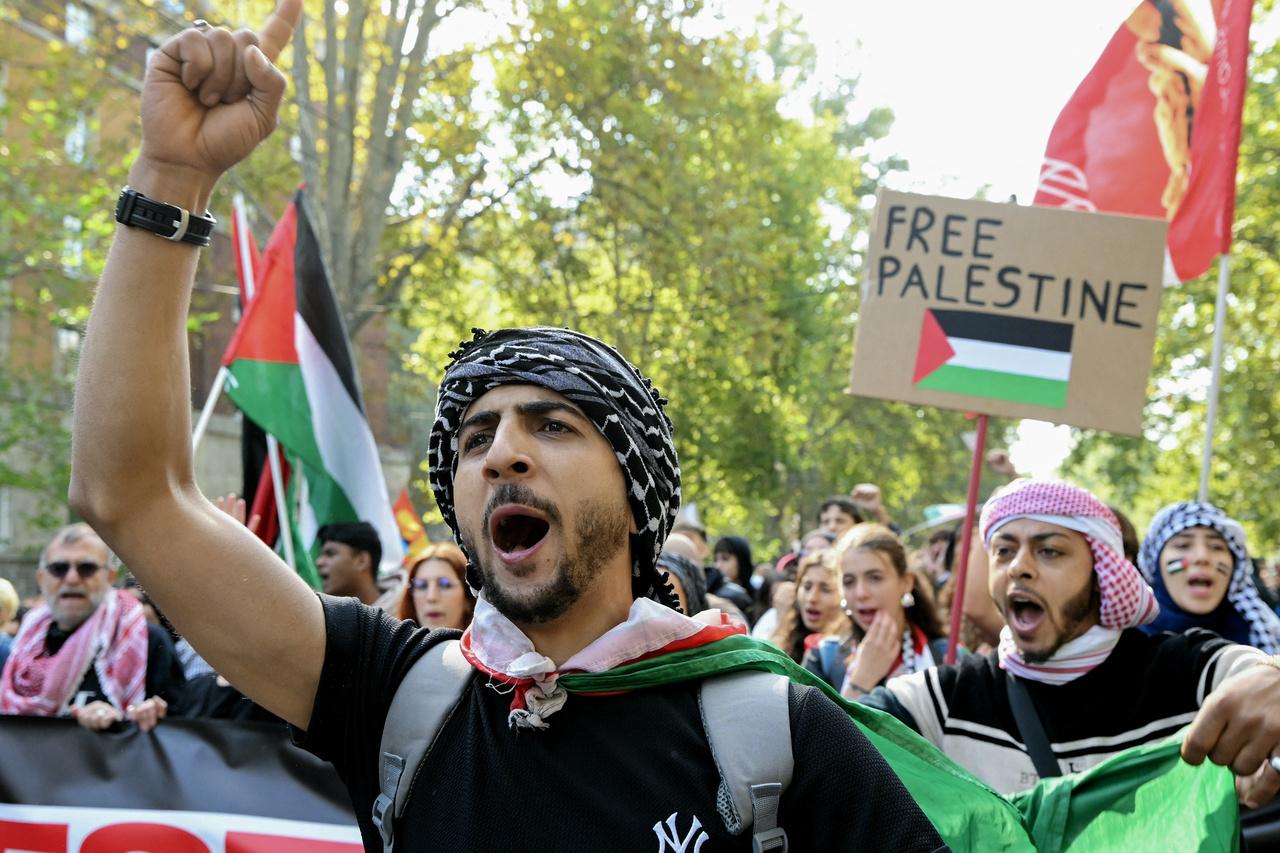 Maioria dos italianos apoia a flotilha e o reconhecimento do Estado da Palestina, diferentemente da primeira-ministra Giorgia Meloni