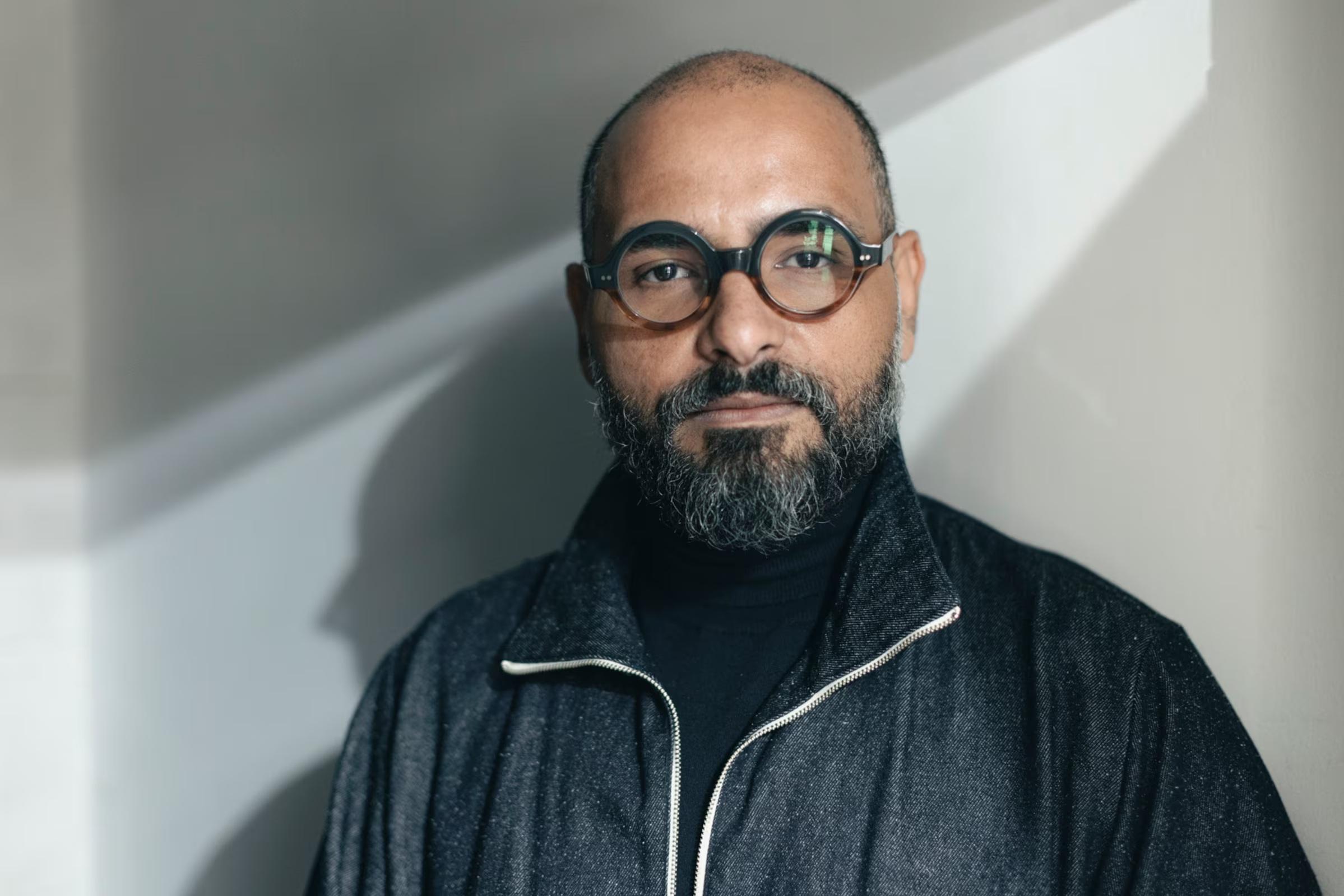 Carioca, Michel Alcoforado é doutor em antropologia social e escritor