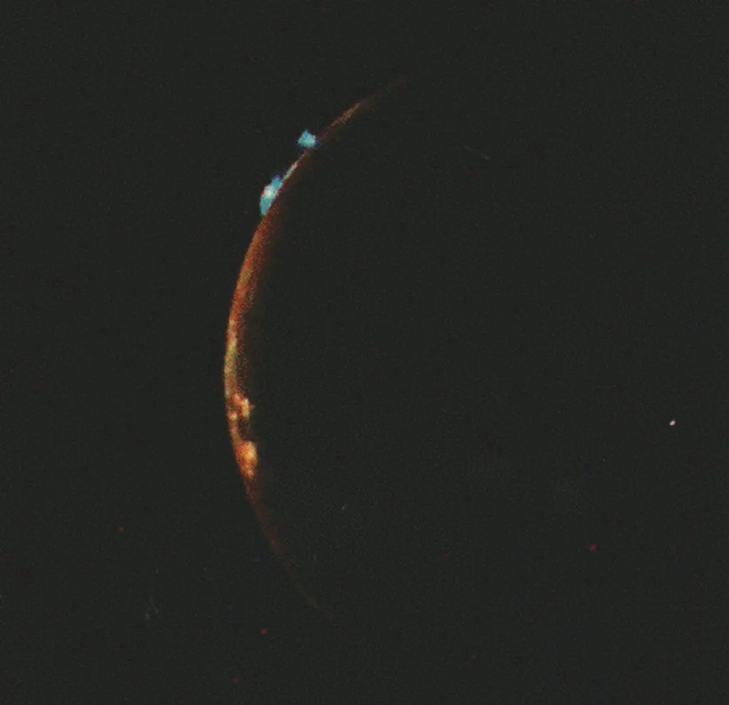 Imagem do satélite Io, que orbita em torno de Júpiter.