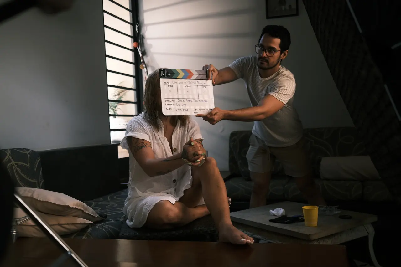 Com experiência maior na atuação, João começou a produzir e realizar os próprios projetos em meio à pandemia.