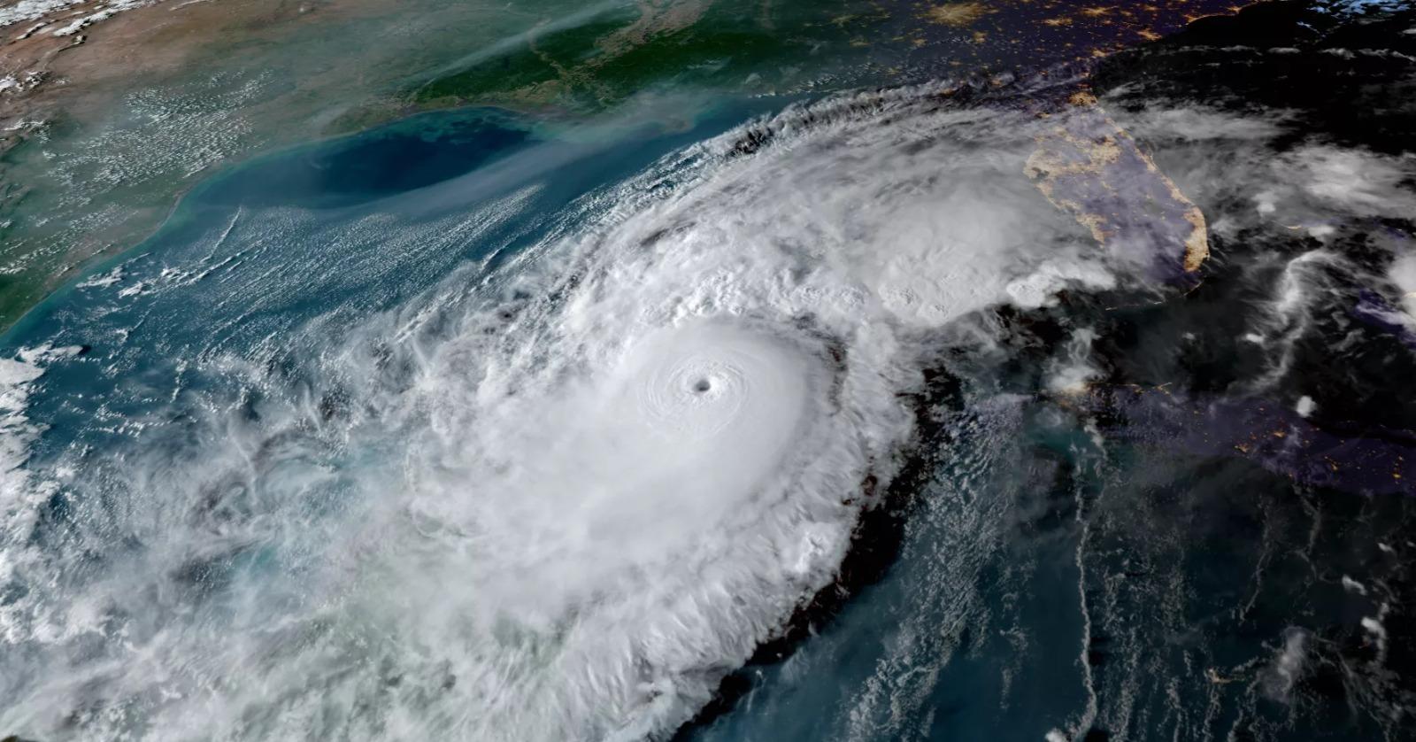 Imagem do furacão Milton capturada pelo satélite GOES-16 da NOAA em 8 de outubro de 2024.