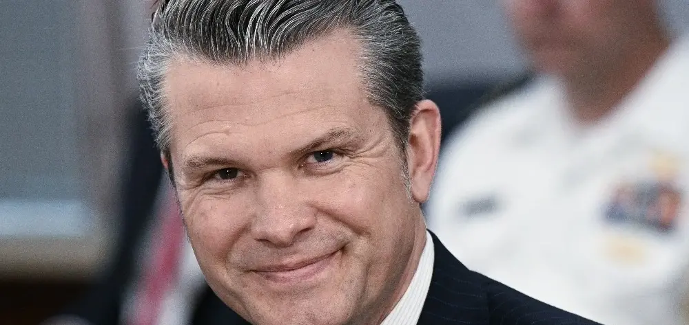 O Secretário de Guerra, Pete Hegseth.