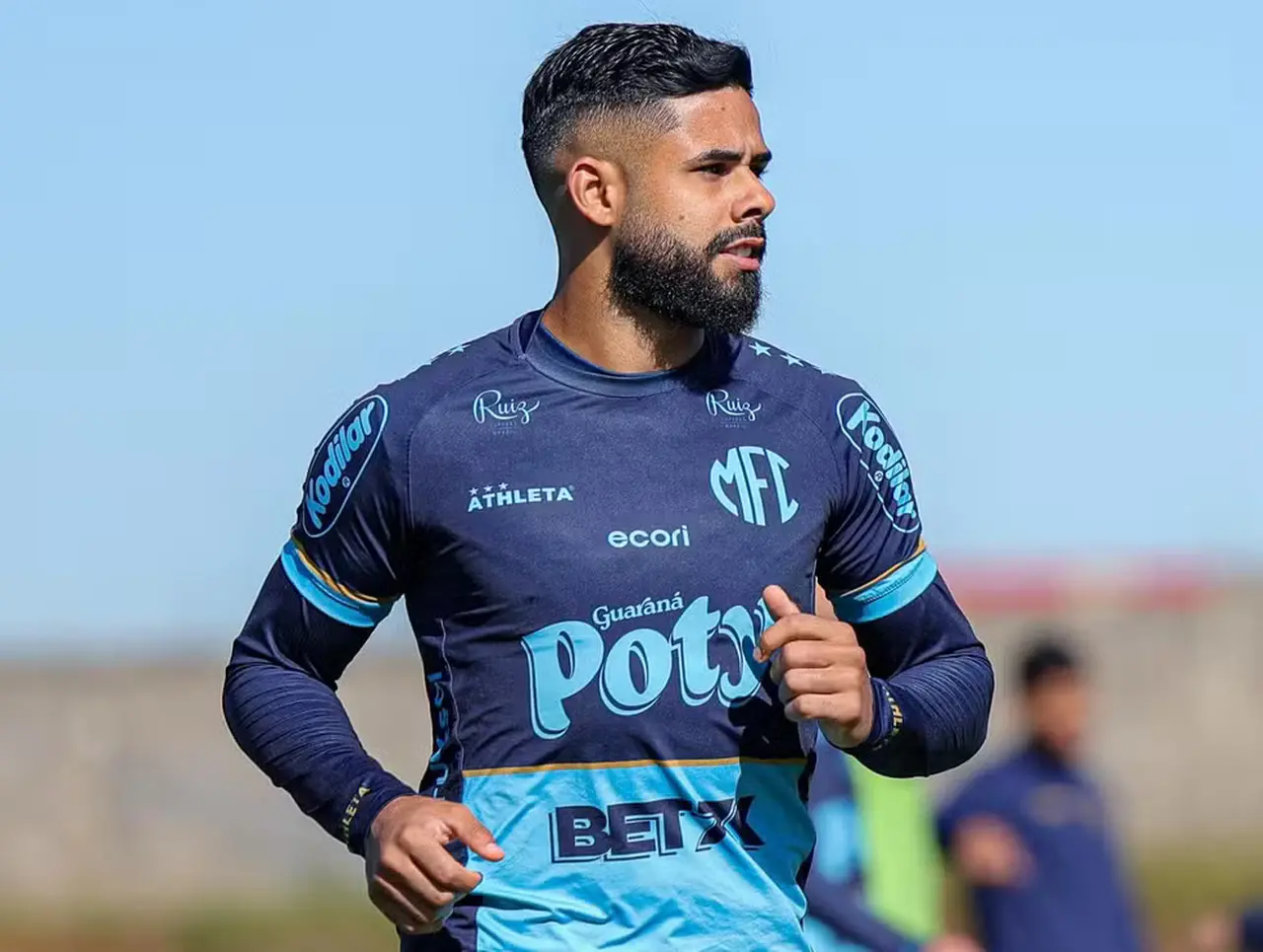 Felipe Jonatan em ação pelo Mirassol