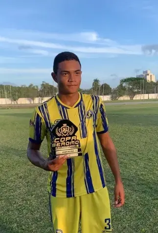 Foto de Luis Otávio, jogador cearense do Internacional