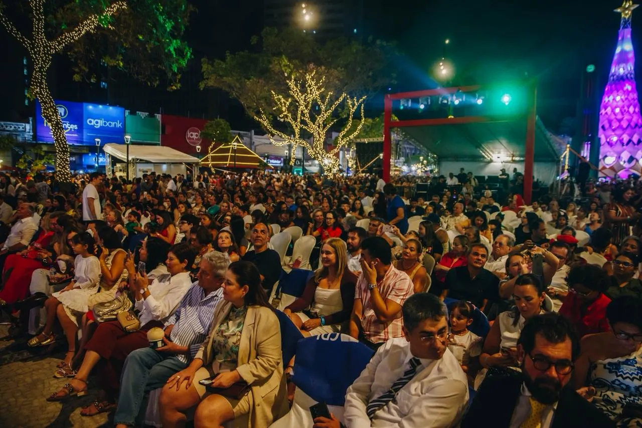 Público acompanhou a abertura do Ceará Natal de Luz 2025.