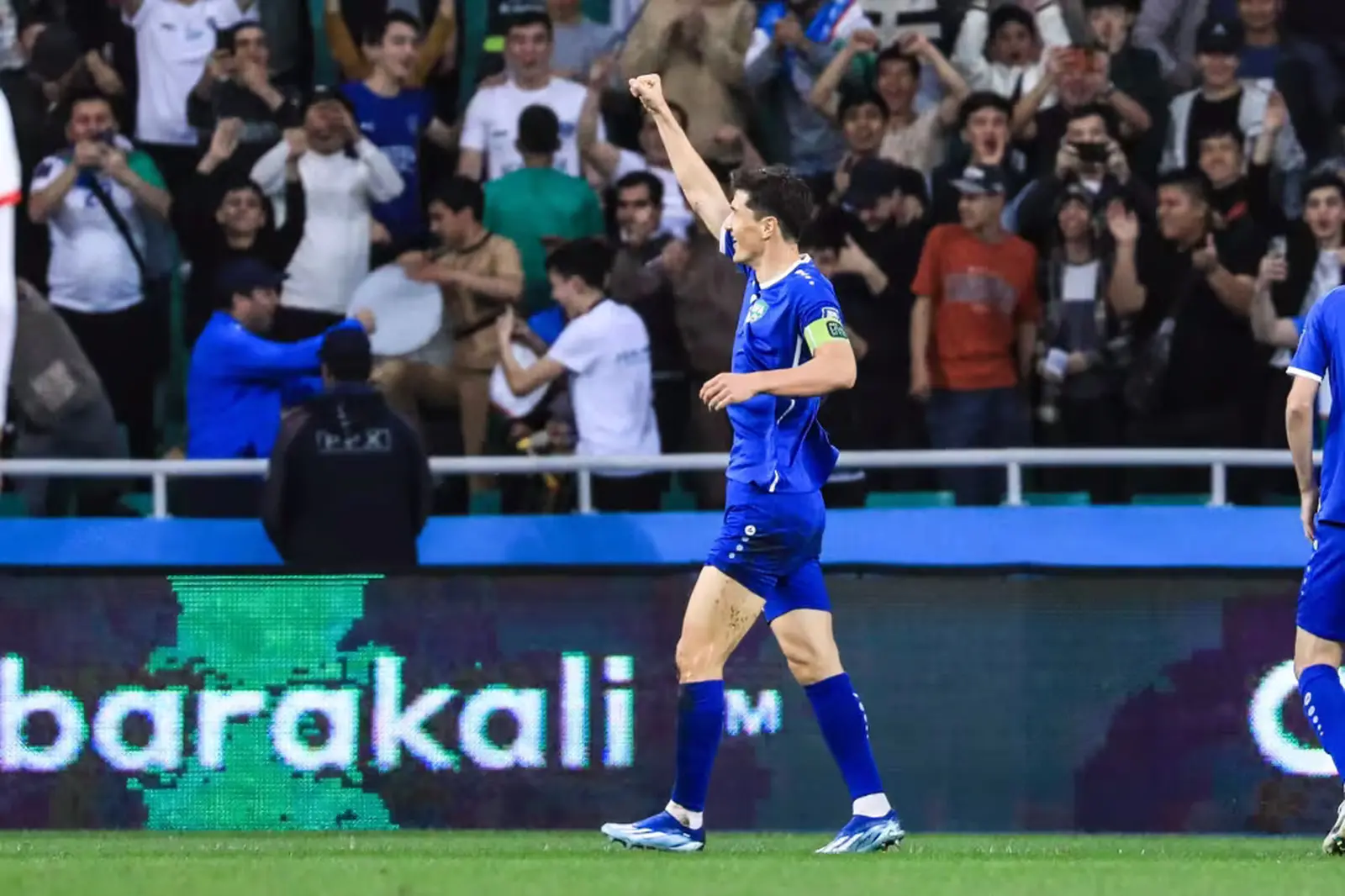 Atleta do Uzbequistão em ação