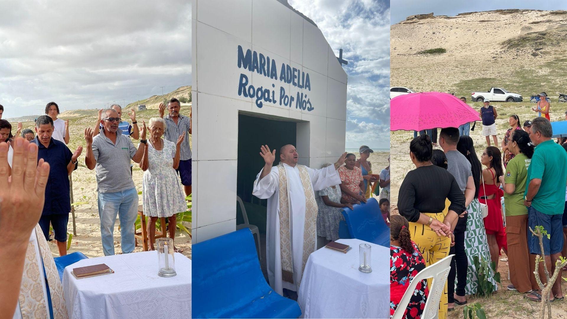 Moradores ao lado de fora da capela construída em homenagem à Maria Adélia, durante a celebração de uma missa na área externa do local.