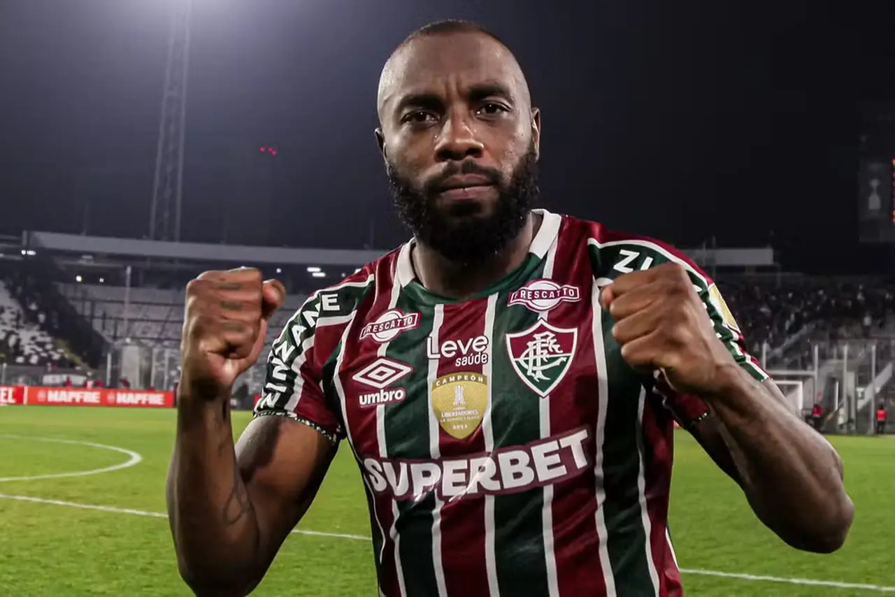 Manoel em ação pelo Fluminense