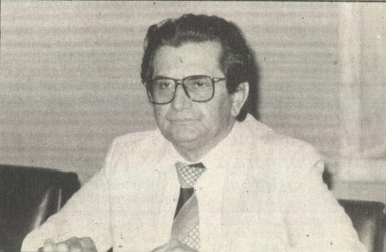 Foto do deputado estadual João Viana de Araújo em 1995.
