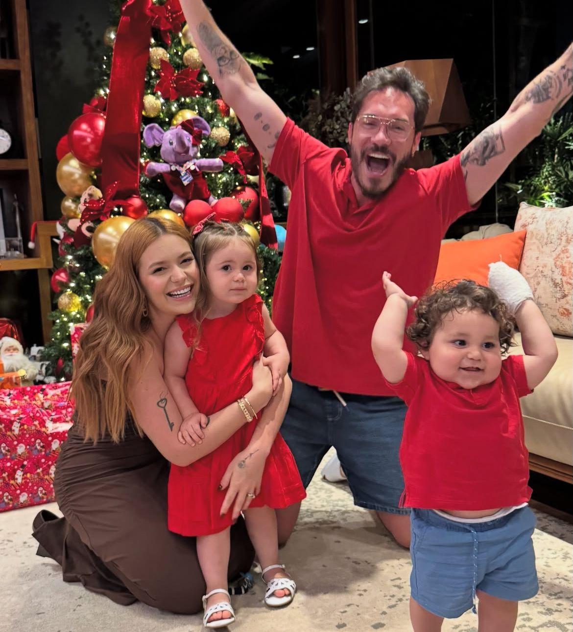 Imagem dos ex-BBBs Viih Tube e Eliezer.