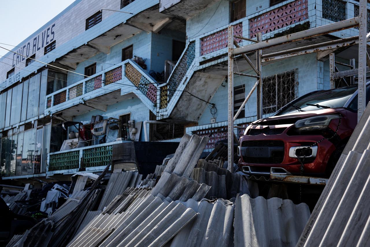 Imagem mostra sucata do Chico Alves em Fortaleza, antes do incêndio registrado em 24 de dezembro de 2025.