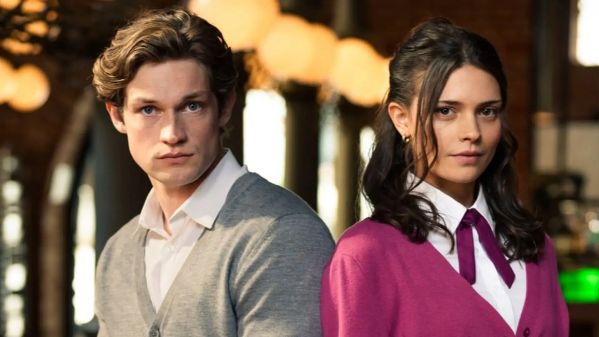 Imagem de divulgação da série Maxton Hall