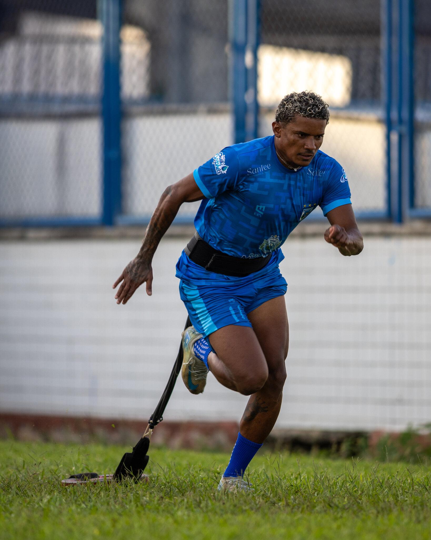 Foto de Soares, atacante do Maracanã