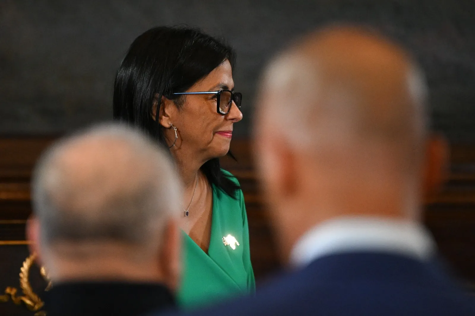 O juramento foi conduzido pelo presidente da Assembleia Nacional, Jorge Rodríguez, irmão de Delcy.