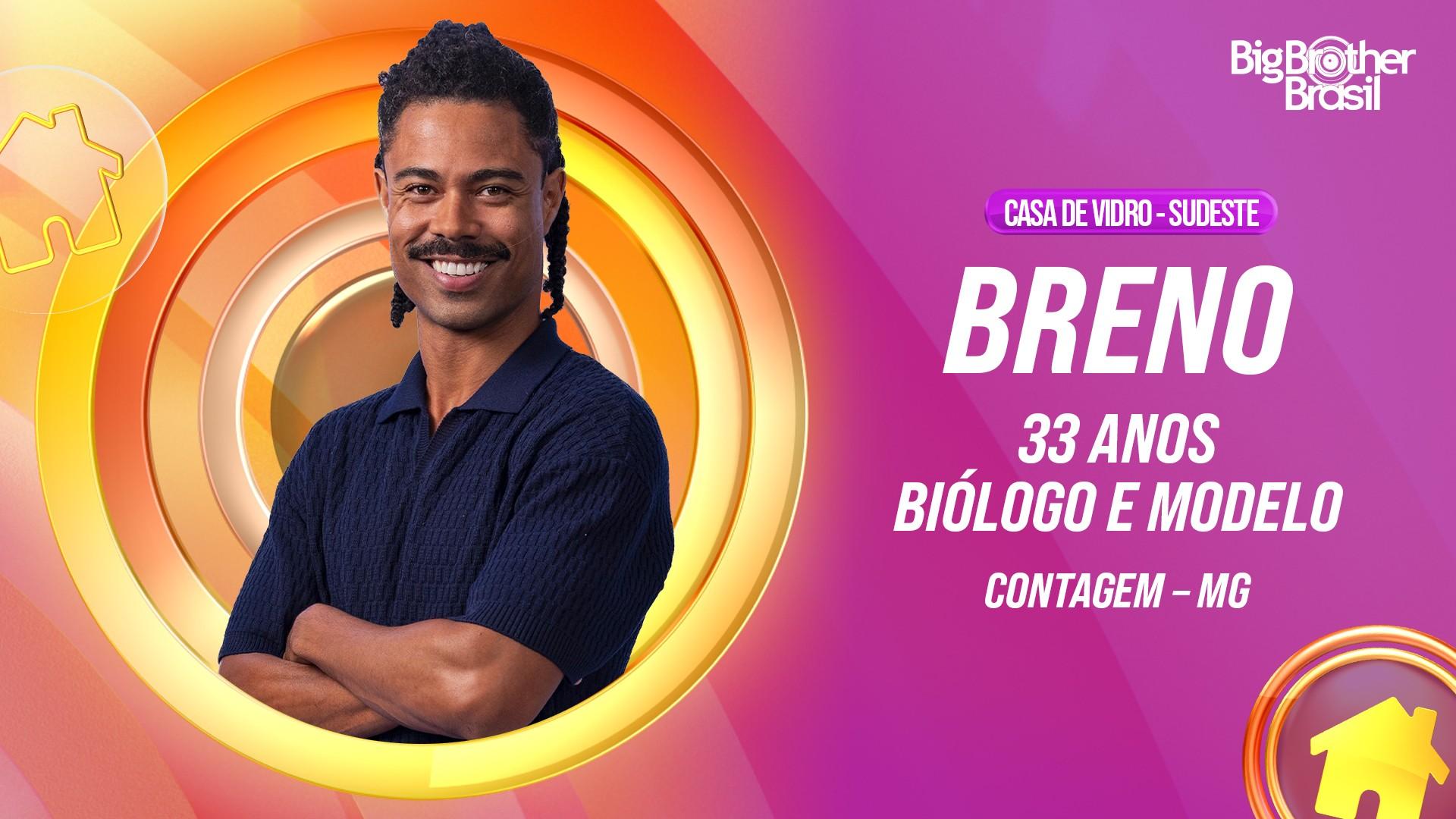 Breno, participante da Casa de Vidro do Big Brother Brasil, 33 anos, biólogo e modelo, de Contagem-MG, sorrindo com os braços cruzados em um fundo vibrante.